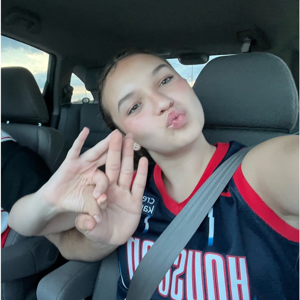 Meet your Posher, Madison